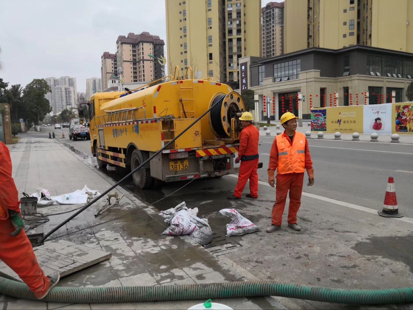 岗巴排污管道清淤-管道清洗